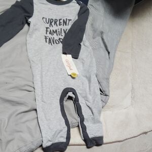 Cat & Jack Gray and Black Kids Footie